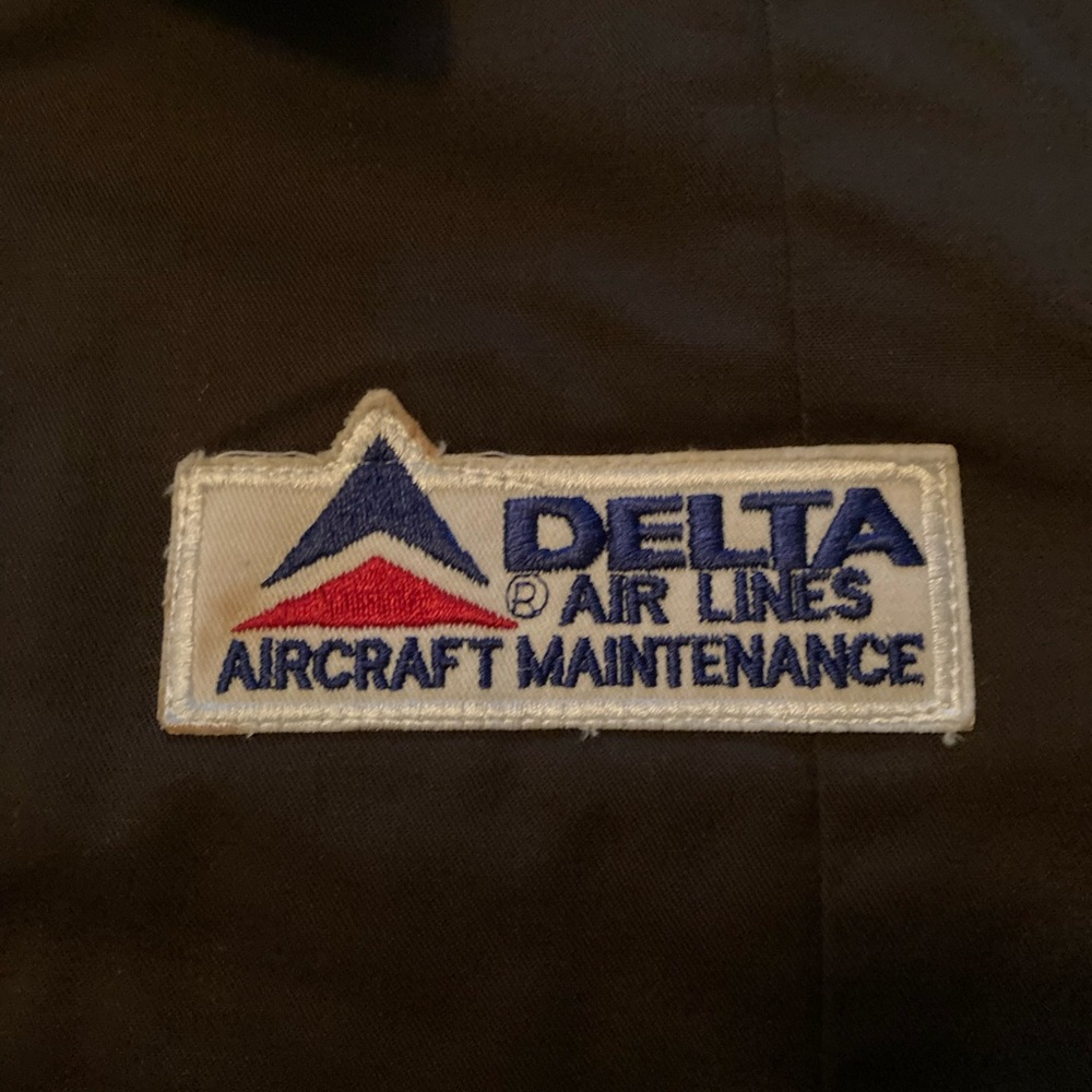 Men’s delta maintenance jacket, size large, vintage, I make deals